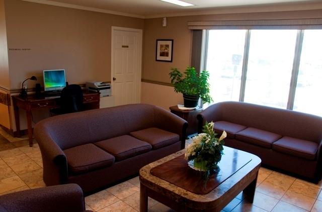 Canway Inn & Suites Dauphin Kültér fotó